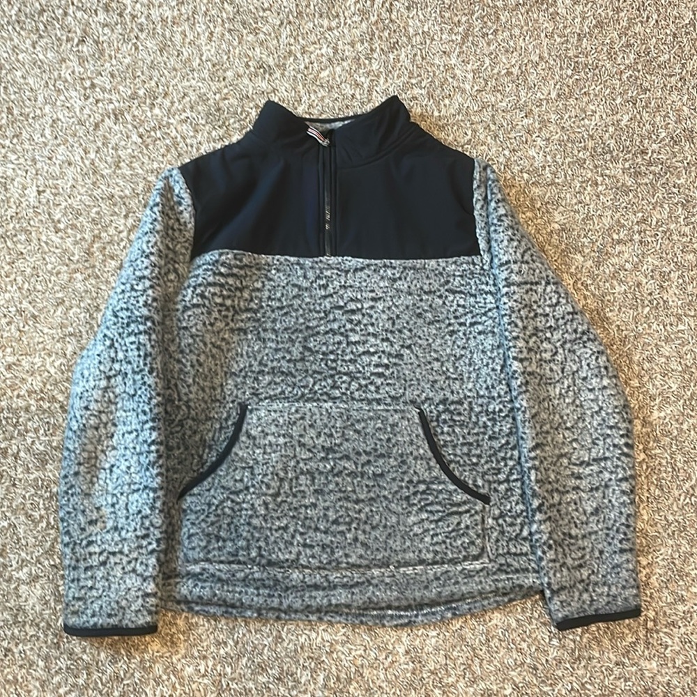 Half zip pullover